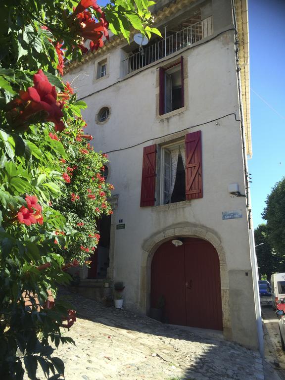 Hotel Chez Les Amis Saint-Nazaire-de-Ladarez Esterno foto